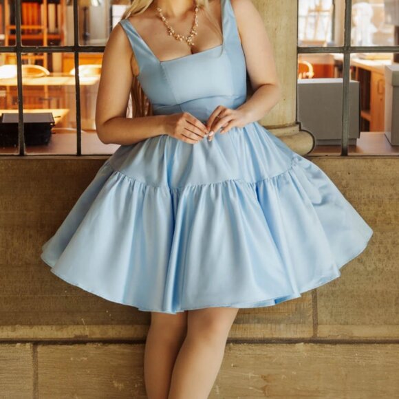 Chelsea Reece Dream Dress in Ingenue Blue (12/14: Brand New/Never Worn) - Picture 9 of 9